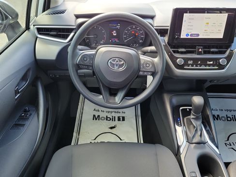Used 2024 Toyota Corolla LE FWD image 15