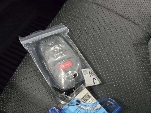 New 2026 Toyota Grand Highlander Platinum image 34