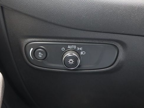 Used 2024 Chevrolet Equinox LT w/ LPO, Floor Liner Package image 35