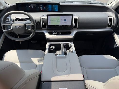 New 2026 Ford Expedition Active AWD/4WD image 14