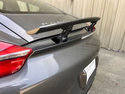 Used 2016 Porsche Cayman image 31