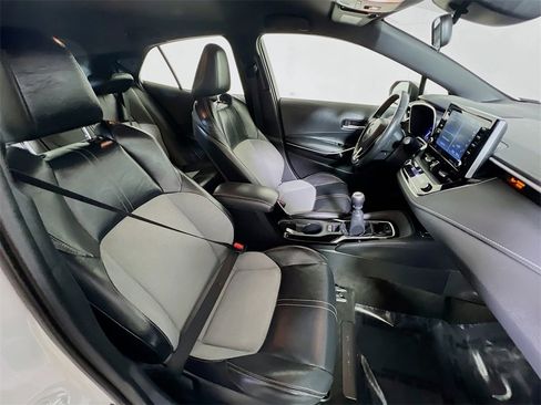 Certified 2021 Toyota Corolla XSE image 25