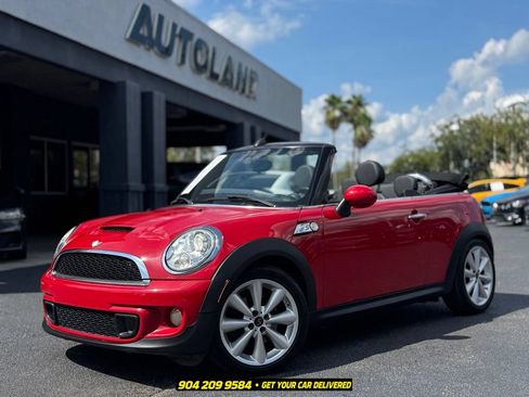 Used 2014 MINI Cooper S FWD image 2