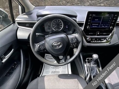 Used 2021 Toyota Corolla LE FWD image 5