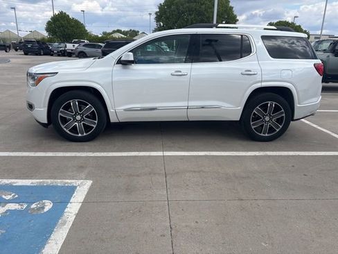Used 2018 GMC Acadia Denali w/ Technology Package AWD/4WD image 11