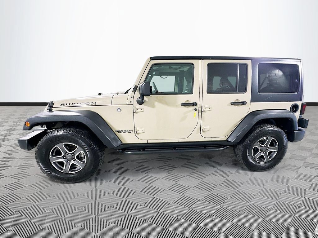 Used 2017 Jeep Wrangler Unlimited Rubicon w/ Connectivity Group AWD/4WD image 4