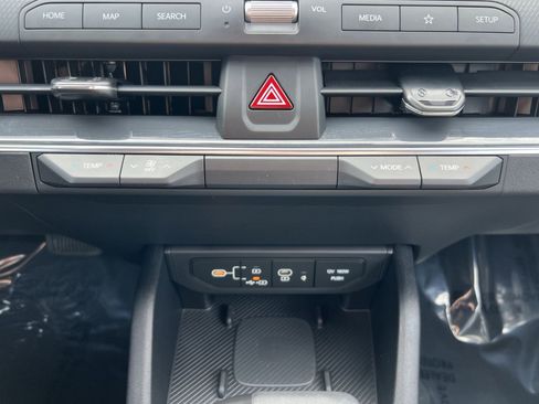 Used 2025 Kia K4 GT-Line image 21