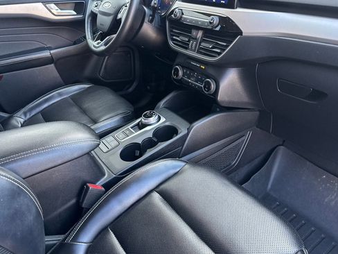 Used 2022 Ford Escape SEL w/ Technology Package image 33