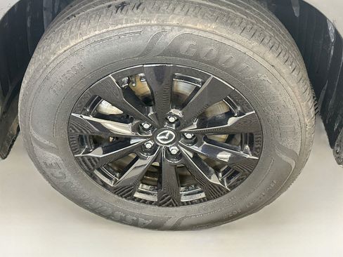 Used 2025 MAZDA CX-50 AWD 2.5 Hybrid w/ Premium Pkg image 37