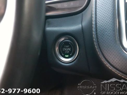 Used 2023 Chevrolet Suburban Premier image 29