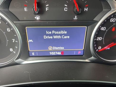 Used 2020 GMC Terrain SLT image 13