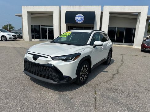 Used 2023 Toyota Corolla Cross AWD Hybrid image 1