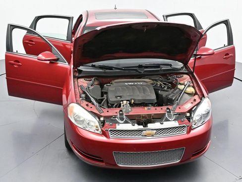 Used 2013 Chevrolet Impala LT w/ LT Sunroof Package FWD image 37