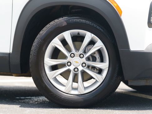Used 2023 Chevrolet TrailBlazer LS FWD image 37