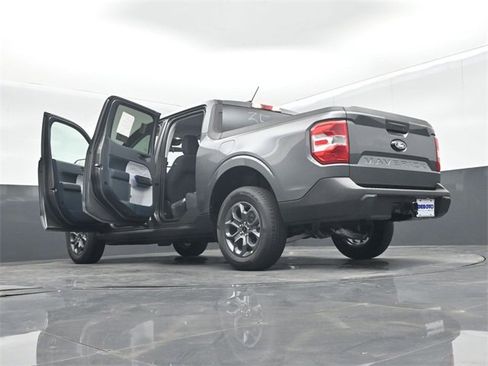 New 2025 Ford Maverick XLT w/ XLT Luxury Package image 69