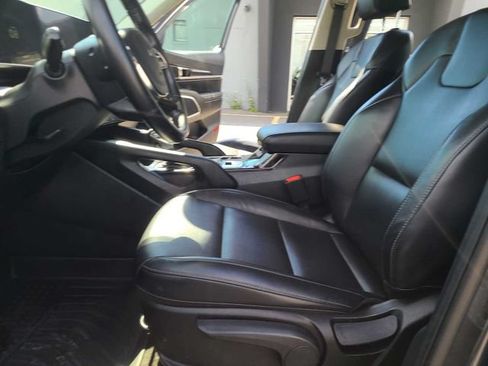 Used 2023 Kia Telluride LX AWD/4WD image 14