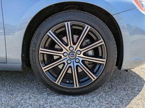 Used 2018 Volvo S60 T5 Inscription AWD/4WD image 11