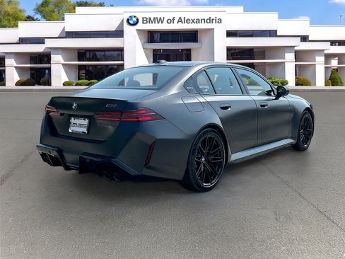 New 2027 BMW M5 w/ Executive Package AWD/4WD image 7
