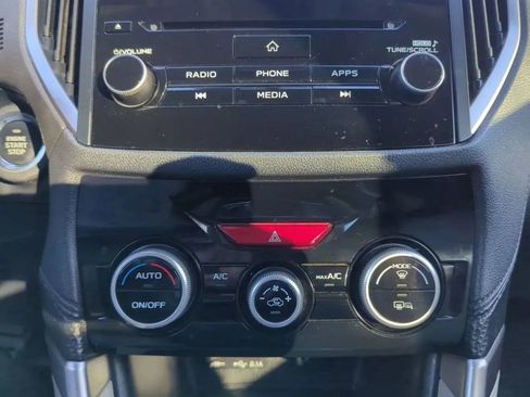 Used 2021 Subaru Forester Premium AWD/4WD image 18