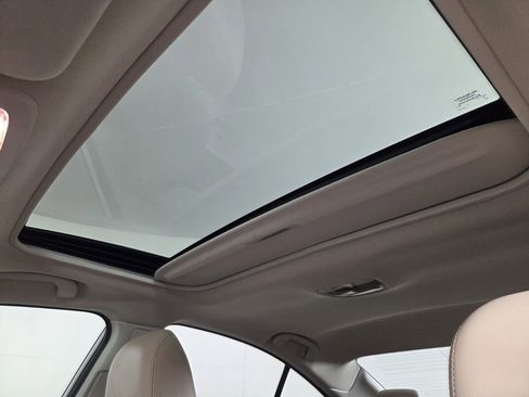 Used 2015 Subaru Legacy 2.5i Limited image 34