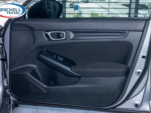 Used 2023 Honda Civic Sport image 13