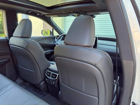 Used 2024 Lexus RX 350 w/ Convenience Package AWD/4WD image 38