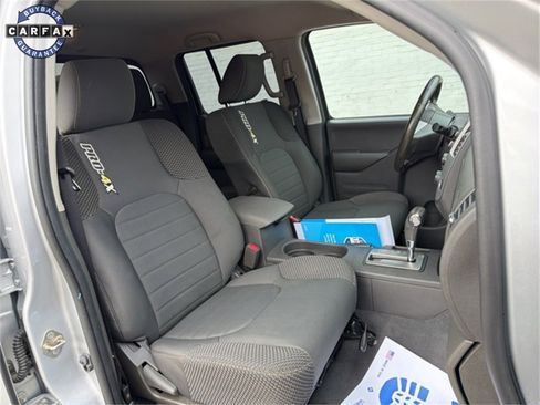 Used 2018 Nissan Frontier PRO-4X image 13