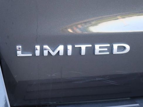 Used 2022 Ford Expedition Limited AWD/4WD image 14