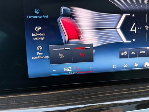 Certified 2025 BMW X6 M60i image 24