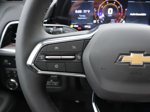 New 2026 Chevrolet Suburban Premier AWD/4WD image 9