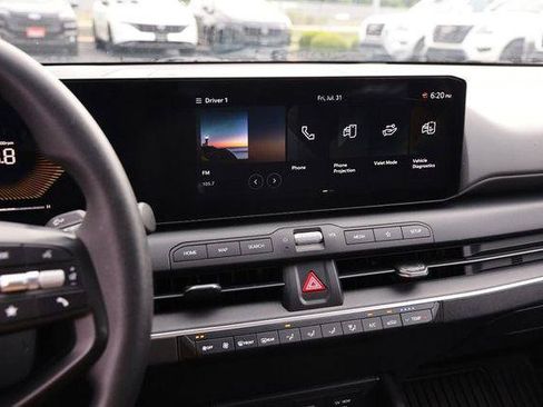Used 2025 Kia K4 FWD image 15