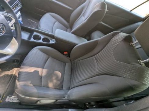 Used 2017 Toyota Prius Two w/ Prius Two Safety Plus Package FWD image 16