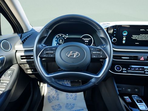 Certified 2023 Hyundai Sonata SEL w/ Convenience Package FWD image 15