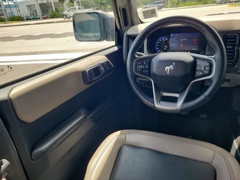 Used 2024 Ford Bronco Wildtrak AWD/4WD image 17