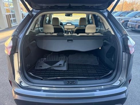 Used 2022 Ford Edge SEL w/ Convenience Package image 23