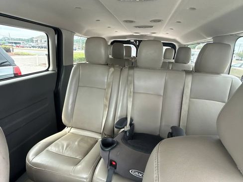 Used 2021 Nissan NV 3500 SL RWD image 3