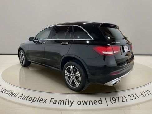 Used 2017 Mercedes-Benz GLC 300 4MATIC image 3