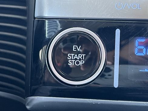 Used 2024 Hyundai Ioniq 5 SE RWD image 23