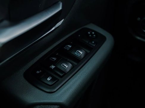 Used 2019 RAM 1500 Big Horn image 16