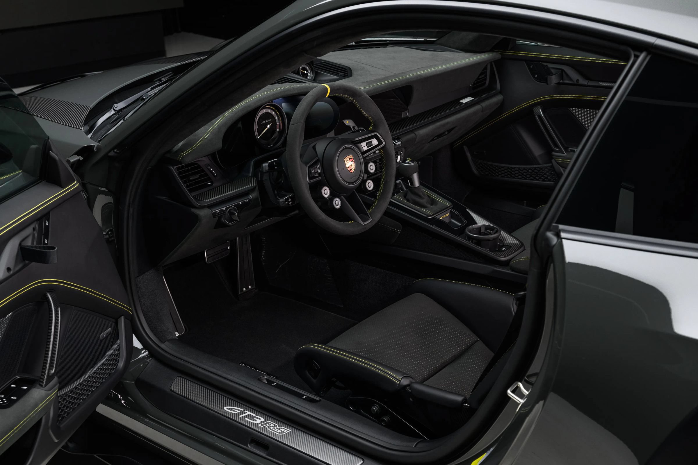 Used 2024 Porsche 911 GT3 RS RWD image 28