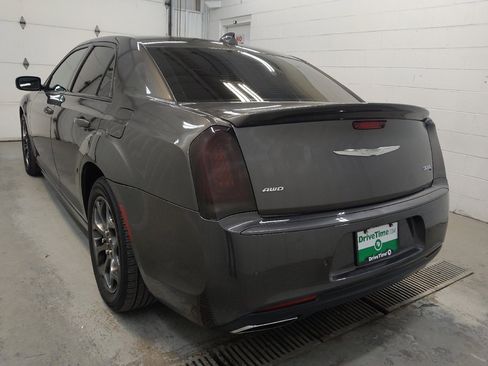 Used 2018 Chrysler 300 S w/ 300S Premium Group 2 image 5