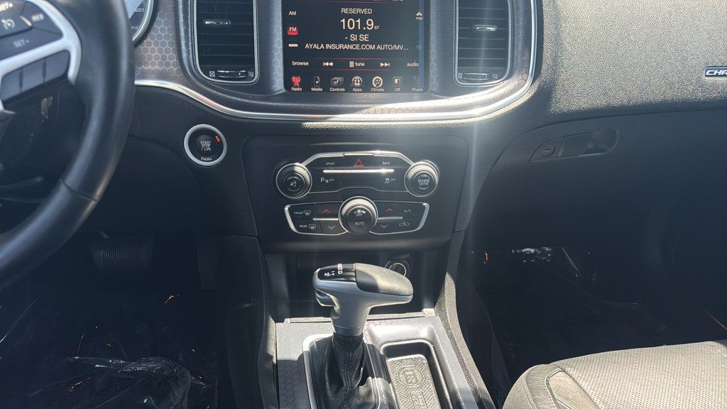 Used 2016 Dodge Charger SXT w/ AWD Plus Group image 28