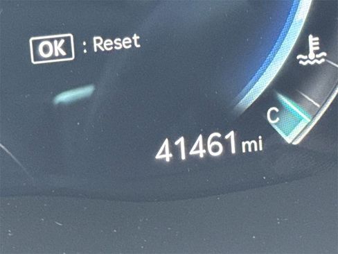 Used 2024 Genesis GV80 3.5T w/ Prestige Package image 28