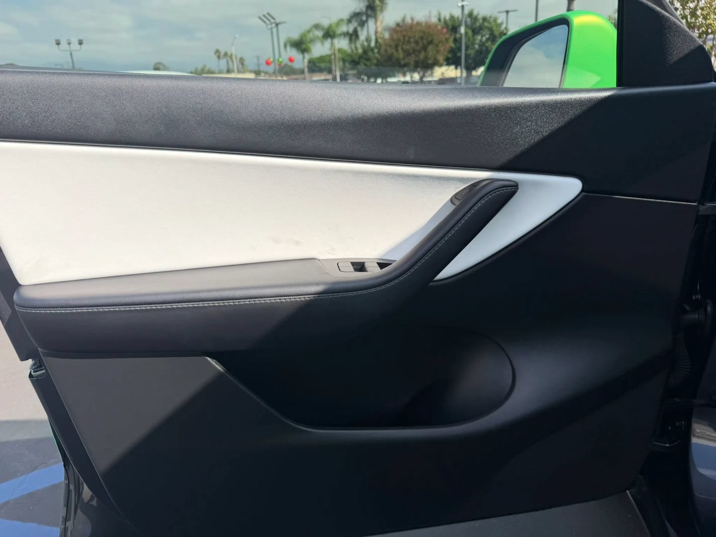 Used 2022 Tesla Model Y Performance AWD/4WD image 23