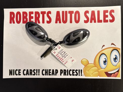 Used 2025 Hyundai Elantra Limited image 25