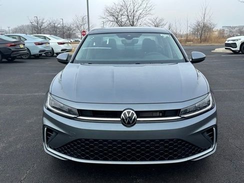 New 2026 Volkswagen Jetta SE FWD image 2