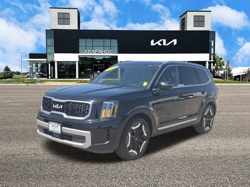 Used 2024 Kia Telluride EX image 5