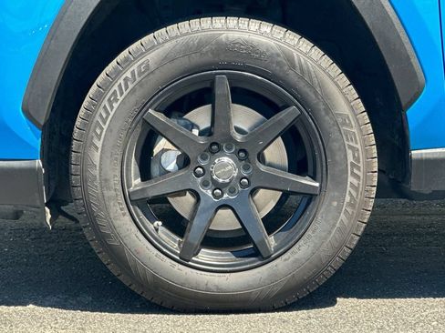 Used 2019 Toyota RAV4 LE w/ All Weather Liner Package AWD/4WD image 26