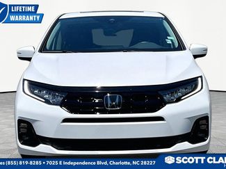 Used 2025 Honda Odyssey Elite video 2