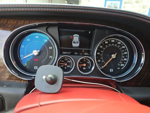 Used 2017 Bentley Flying Spur S V8 image 5